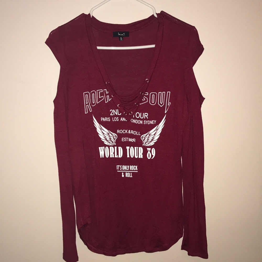 Cold shoulder rock and roll T